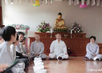 Are There Times When Sunim Feels Afraid or Angry?