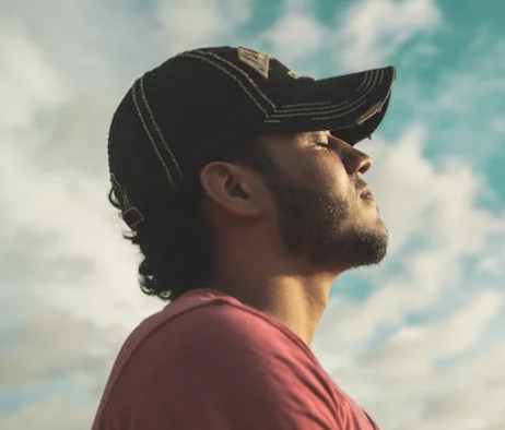 [Meditation Q&A] Is it okay to be deliberate about breathing?